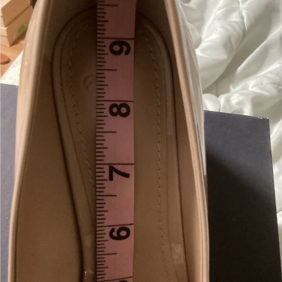 The Fabulous LV Madeleine pumps from Louis Vuitton.  Pure class.  😍😍😍 - Picture 11 of 12